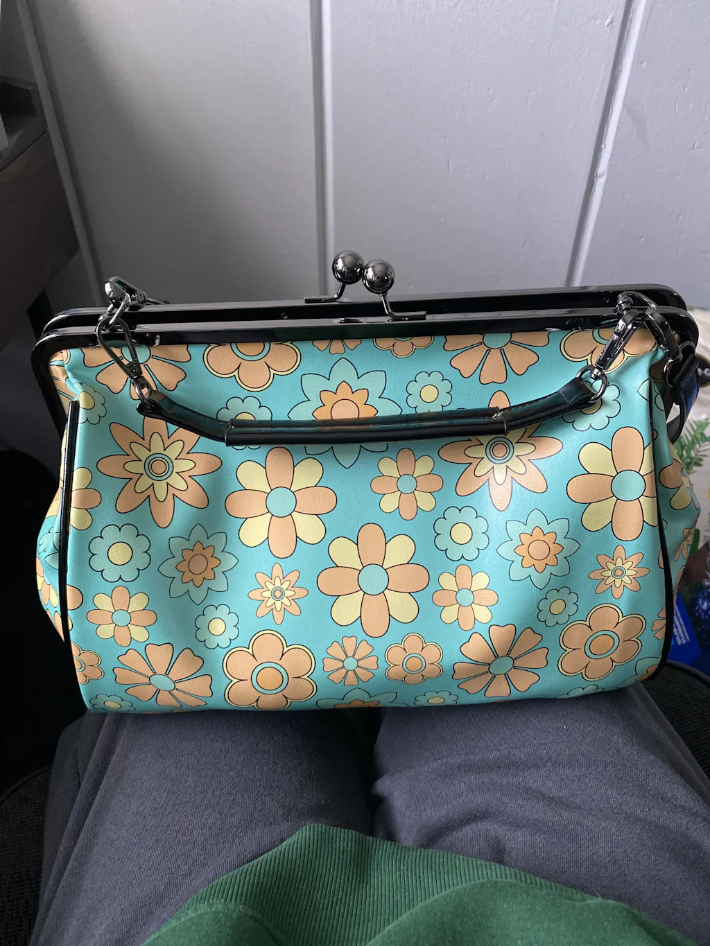 Groovy Flower Power Retro 70s Daisy Vintage Turquoise Kisslock Purse