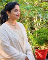 Sainthavi Stone Block Choker