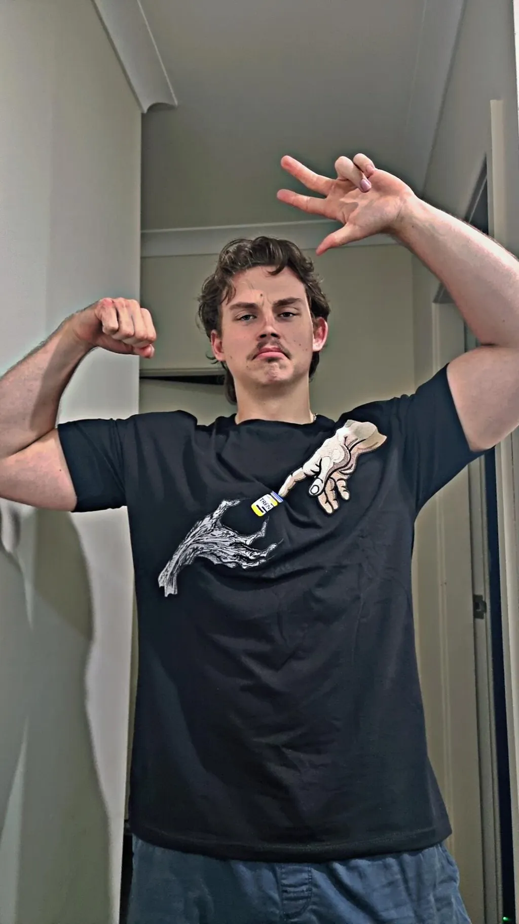GOD & HAND TEE