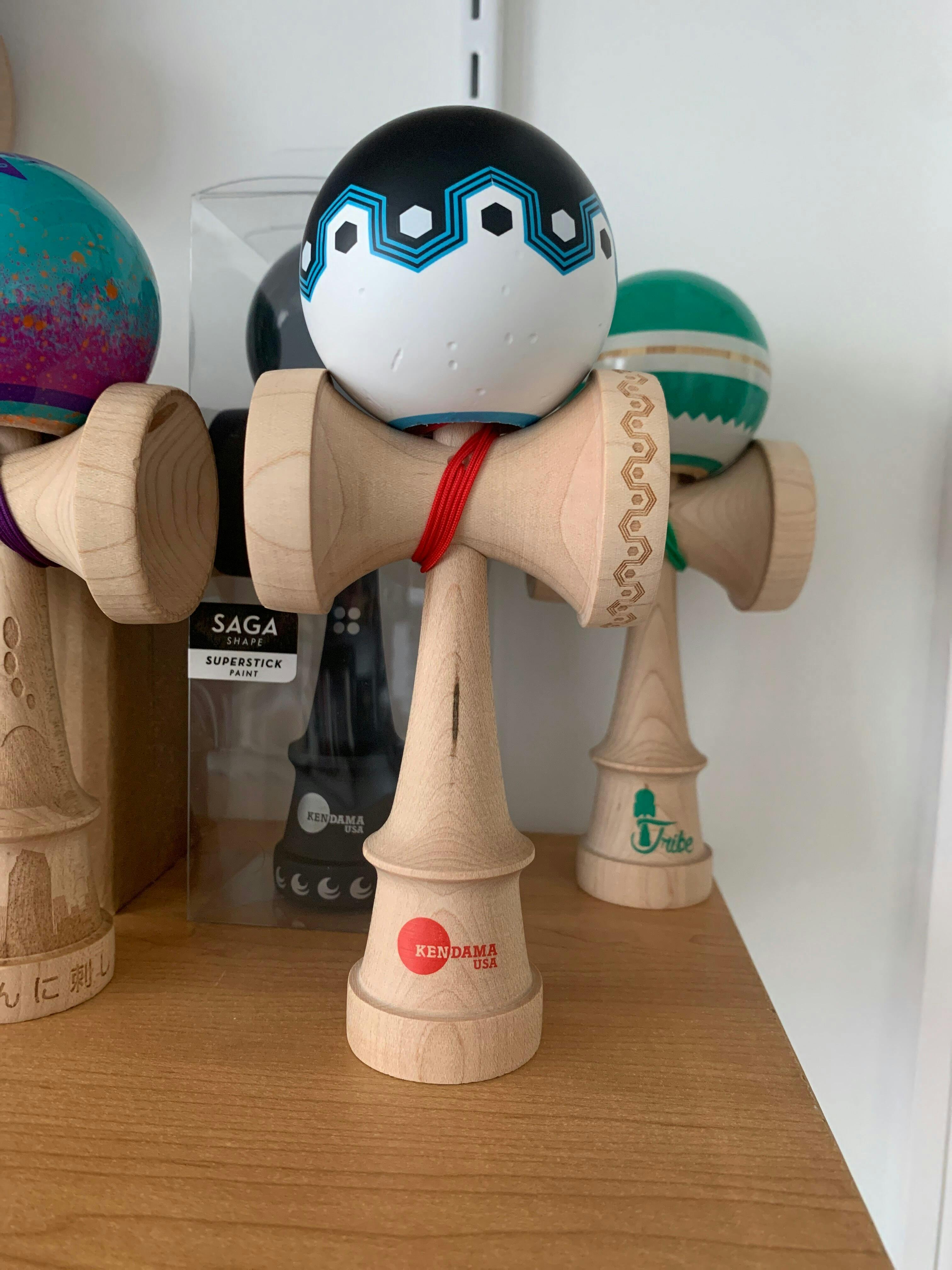 Kaizen Origami - Luna Shape - Silk - Black & White – Kendama USA