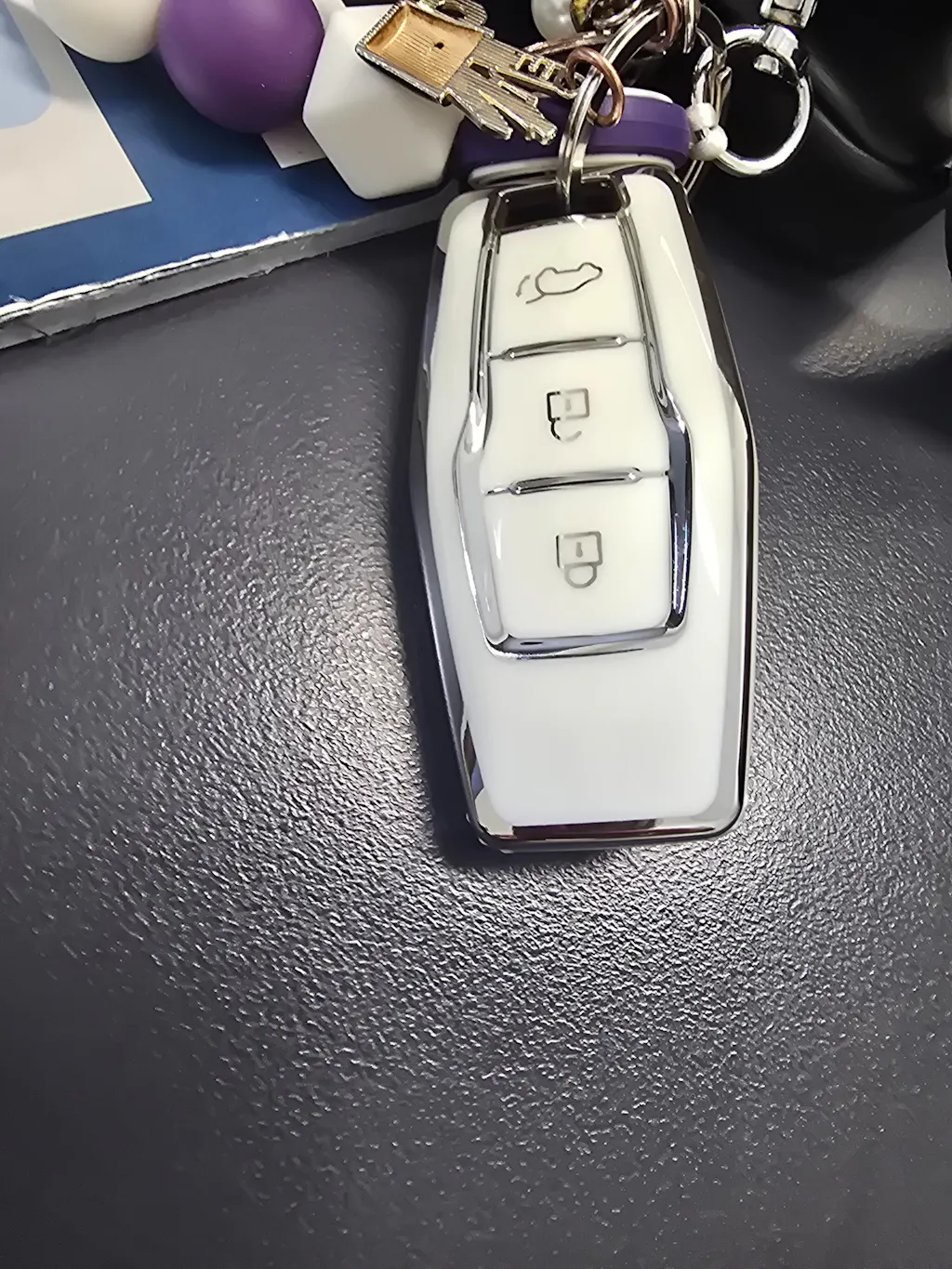 Mitsubishi key cover - 3 Button Silver Trim | 2021+ | Outlander key cover