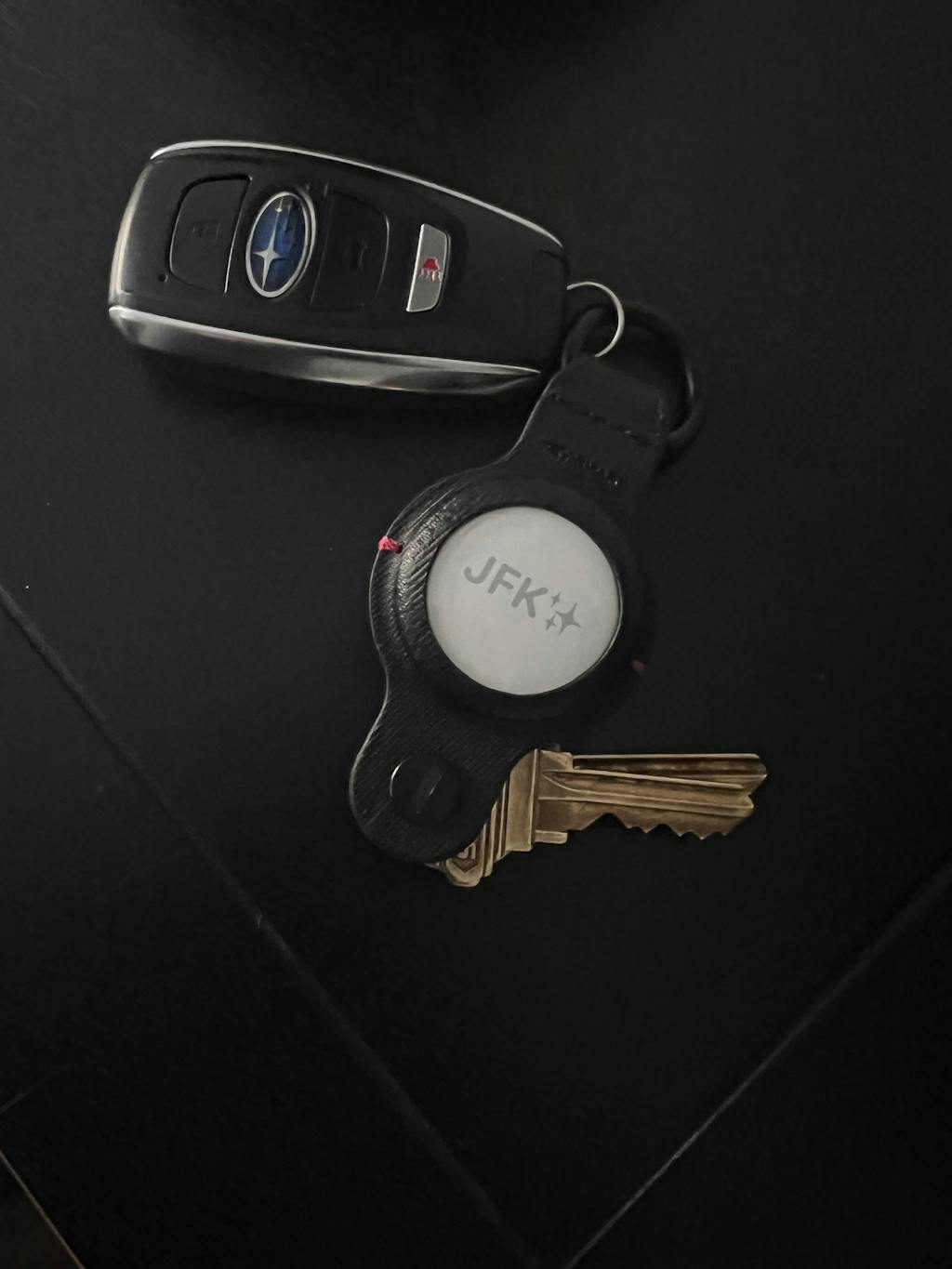 KeySmart AirKey - Chiavi In ​​alluminio Ultraleggero (confezione Da 3, KW1, Nero - Foto 9