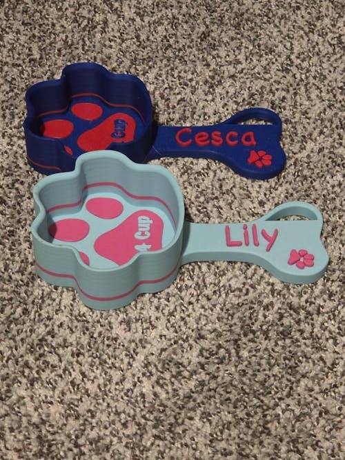 Personalized Paw Shaped Dog Food Scoop