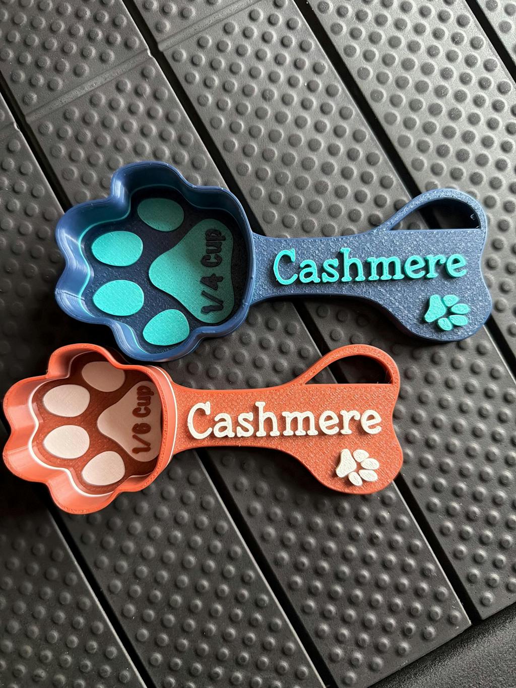 Personalized Paw Shaped Dog Food Scoop