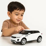 1:18 Scale White Model Car – Die-Cast Simulation Toy Vehicle for Kids (3+ Years)