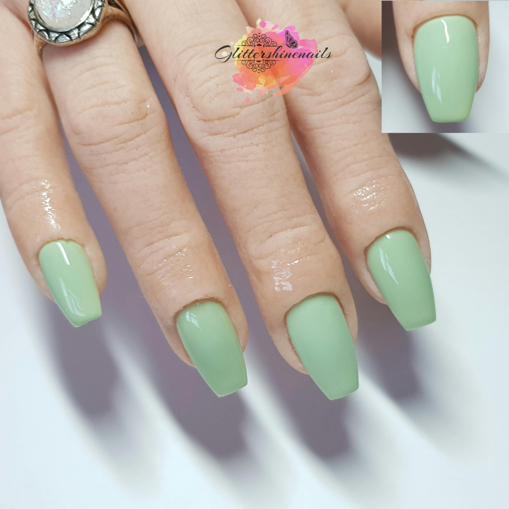 20 Sage Green Nails You'll Want to Copy for Spring! — Champagne & Savings