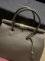 Bolso de mano en Piel Pregato Classic Taupe oscuro