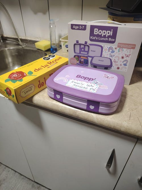 Lonchera Plástica Boppi Púrpura 1 un