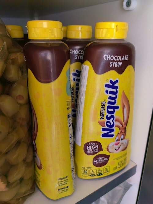 Saborizante para Leche Syrup Chocolate Nesquik Nestle 6 x 623 g