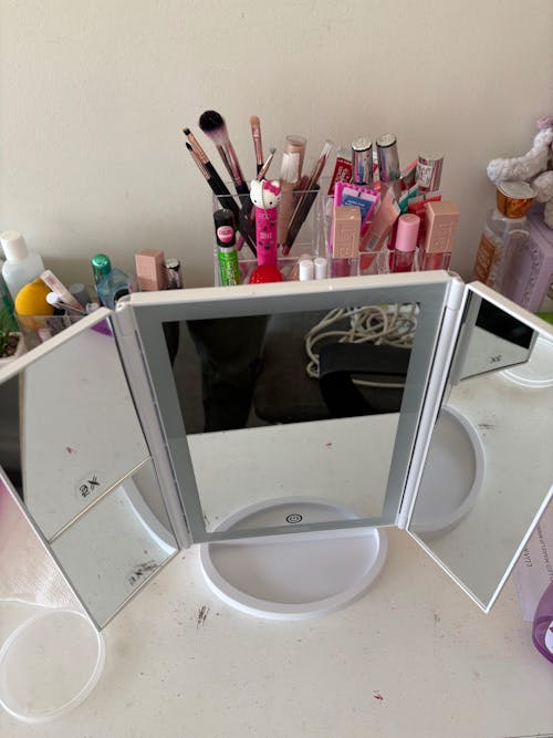 Espejo Maquillaje Triple Aumento Led Luam 1 un