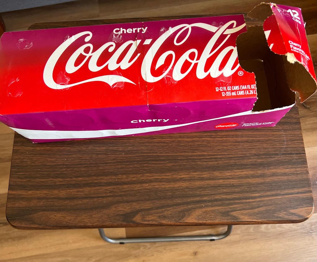 Bebidas Cherry Lata Coca-Cola 12 x 355 ml