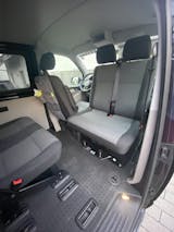 Kiravans Doppelsitz-Drehkonsole für VW T4 (EU - Linkslenker)