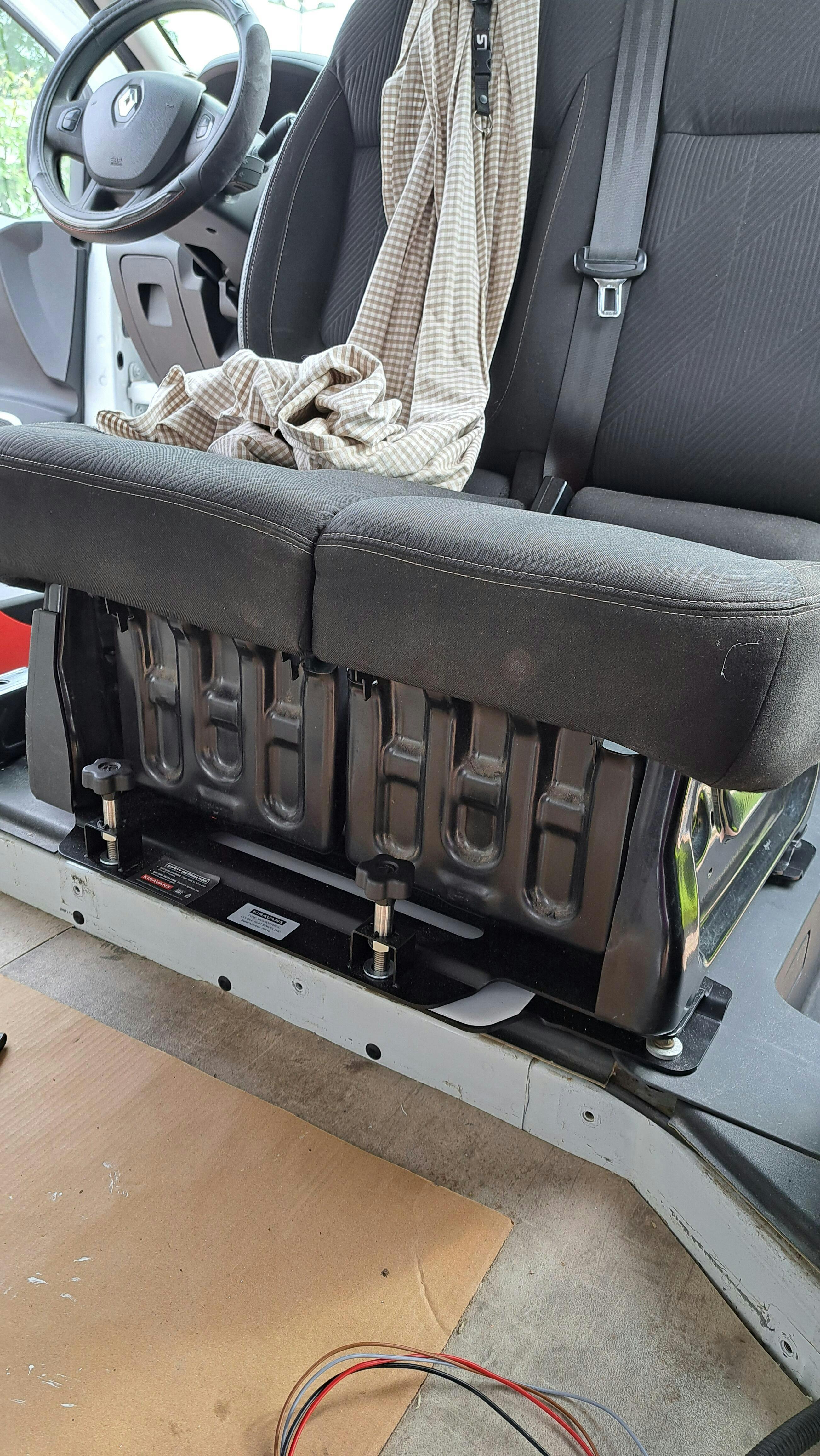 Kiravans Opel Vivaro 20142018 (Mk2) Double Passenger Seat Swivel