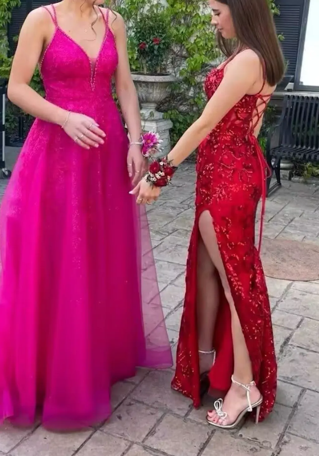 Charming Mermaid Scoop Neck Pink Lace Long Prom Dresses with Slit VK24102011