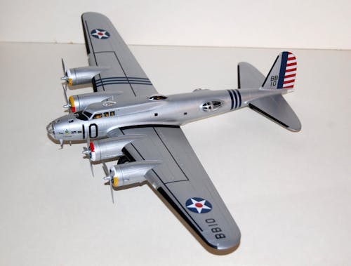 Academy/Minicraft Boeing B-17B/C/D/Mk.I Flying Fortress 1/72 Canopy Paint Masks, Kit # 2106
