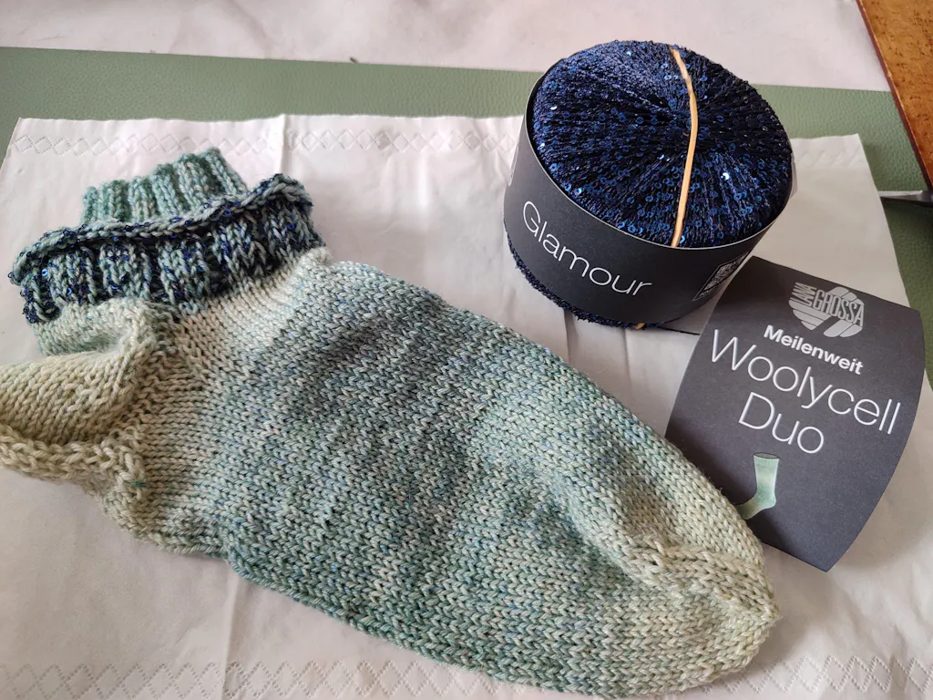 Glamour 005 Nachtblau