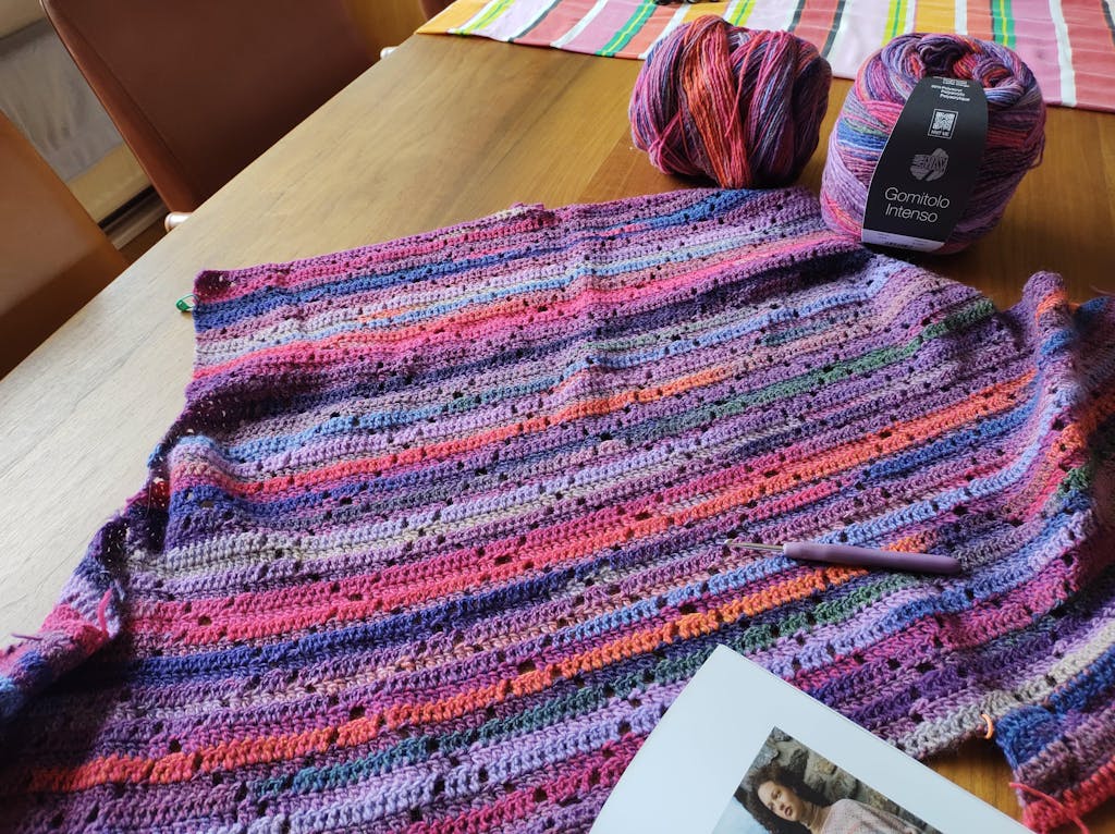 Gomitolo Intenso 233