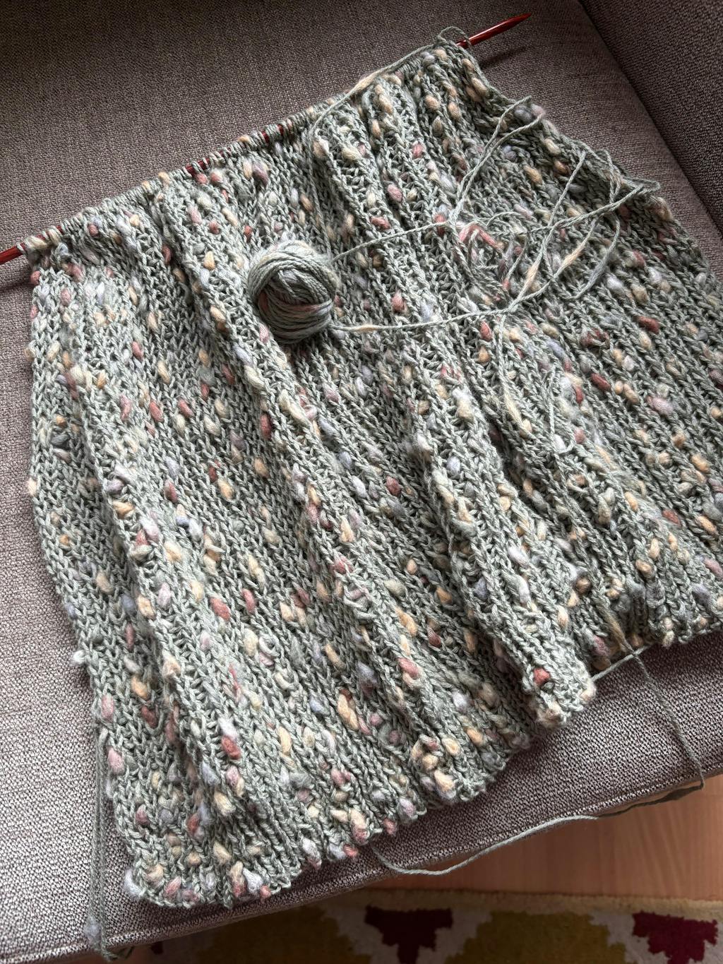 Popcorn 013 Resedagroen/beige/camel/nougat