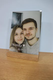 Nasze zdjęcie i data - Dla zakochanych - Druk na szkle z podstawką