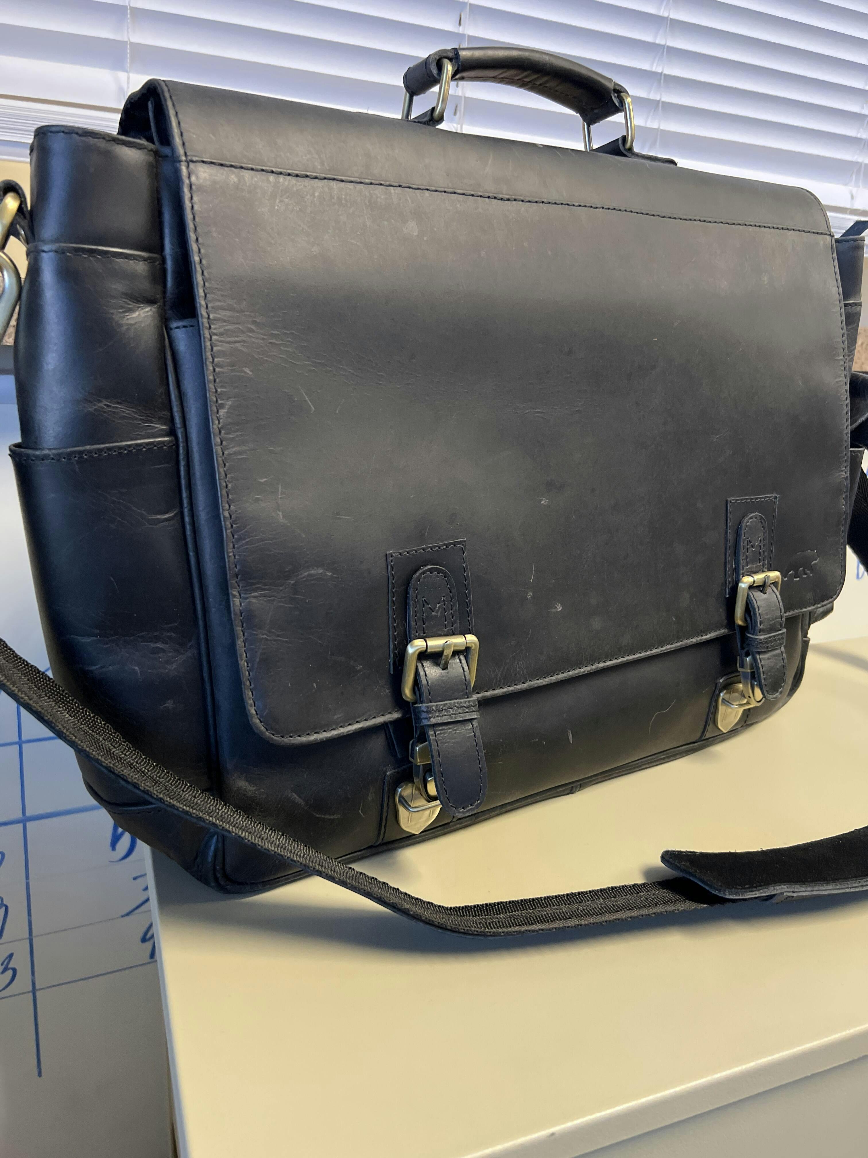 sitka leather messenger