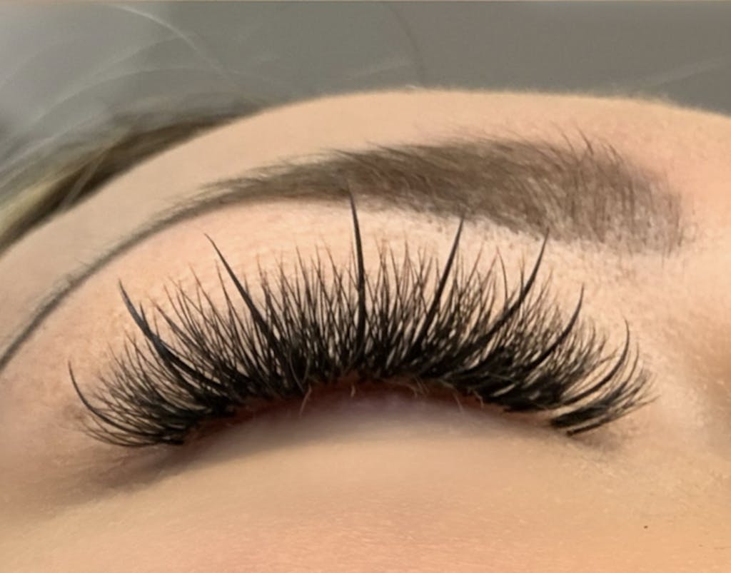 Premade Spikes Lashes(16 Rows) kolybel