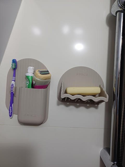 The Kenzie | Toothbrush & Razor Holder