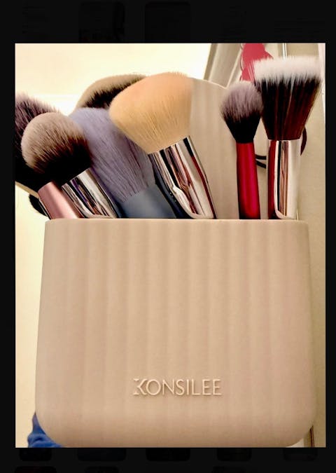 The Kyah | Toothbrush or Razor Holder - Pastels