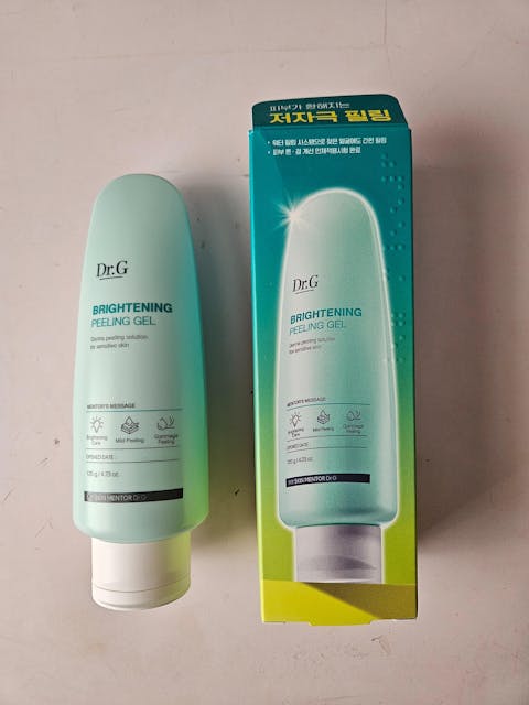 [Dr.G] Brightening Peeling Gel – Exfoliante coreano suave para piel sensible