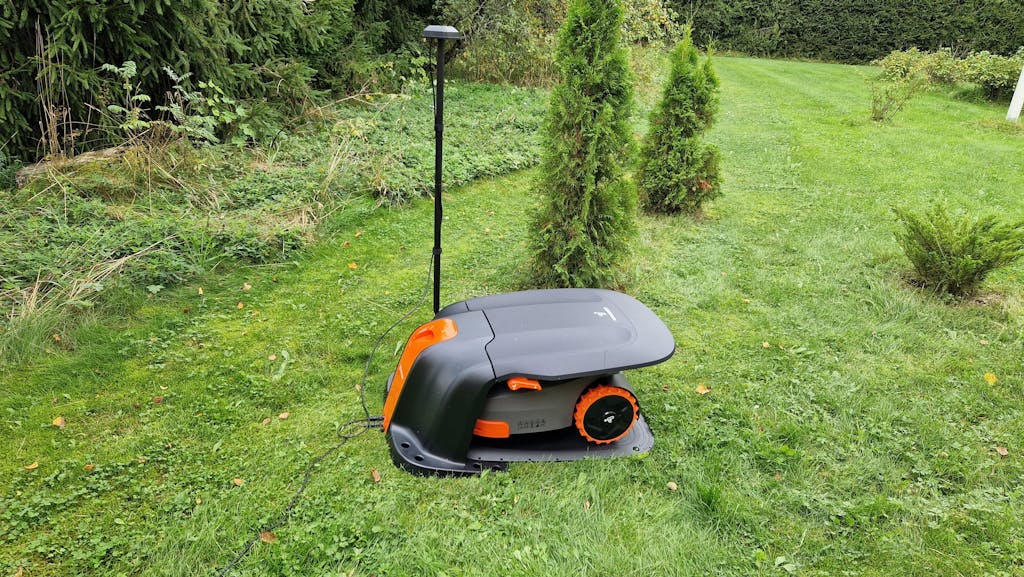 Segway Navimow H1500E rajalangaton robottileikkuri GPS + VisionFence (1500 m2)