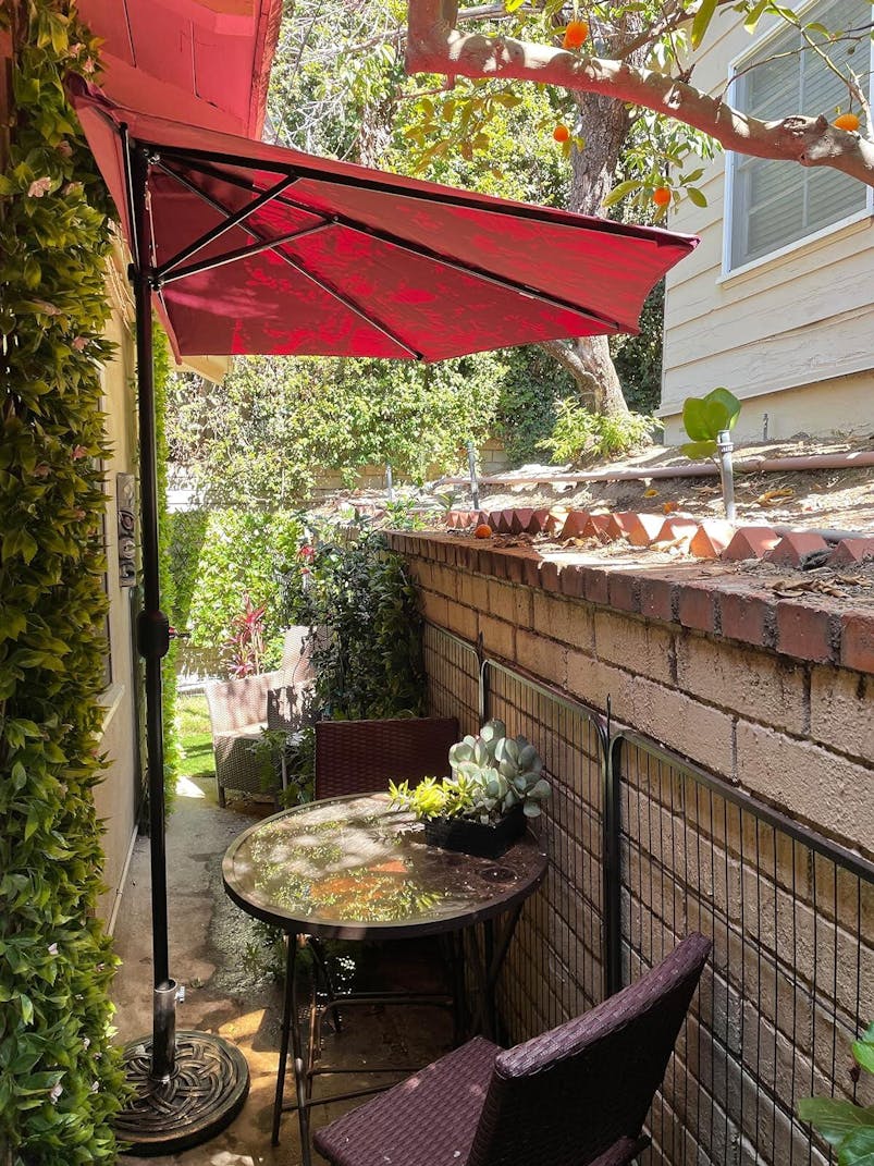 Kozyard 9 Ft Half Round Outdoor Patio Market Umbrella with 5 Ribs for Balcony Deck Garden or Terrace Shade