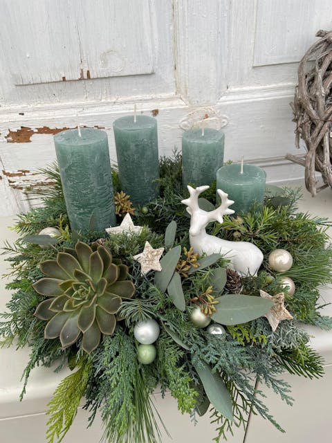 Adventskranz »Mintzauber« – Klassisch, schlicht & bezaubernd & Sukkulente | D=30cm