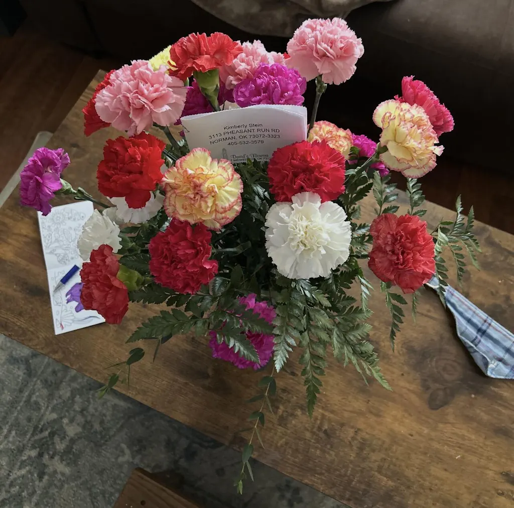 Custom Count Carnation Vase