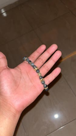 Set 2 pulseras: Cuero genuino y piedra labradorita