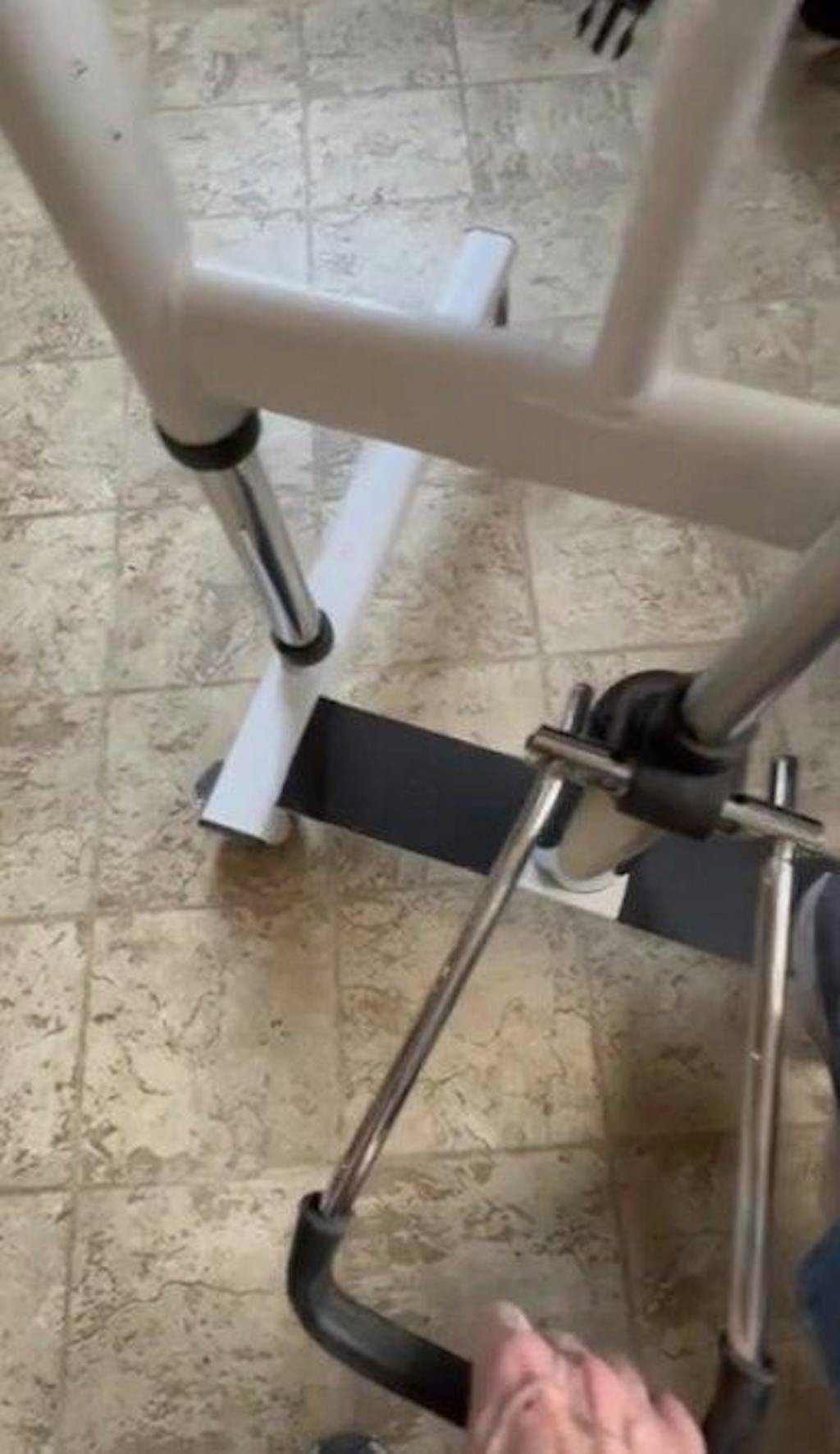 Widen Patient Chair Hydraulic Transferred Lift Wheelchair 180°Split Seat