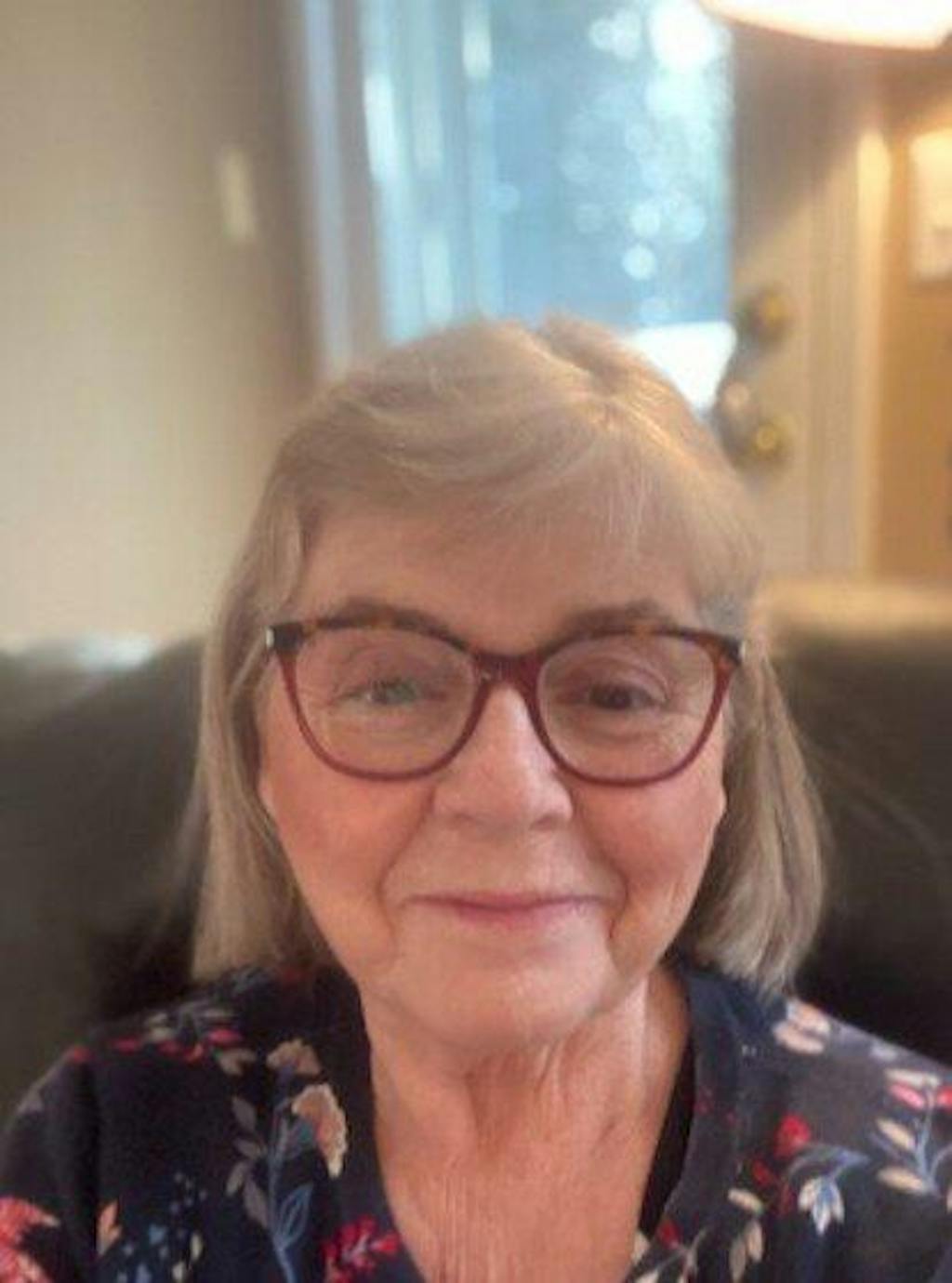 Electric Stair Climbing Wheelchair — Caregiver-Operated, Tracked for Straight Stairs ≤50°, 350 lb (160 kg), 24V Li-ion