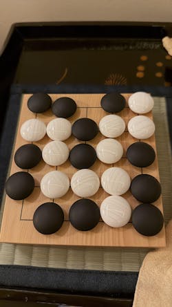 自分と向き合う時間に特化した囲碁セット『GODIANA』