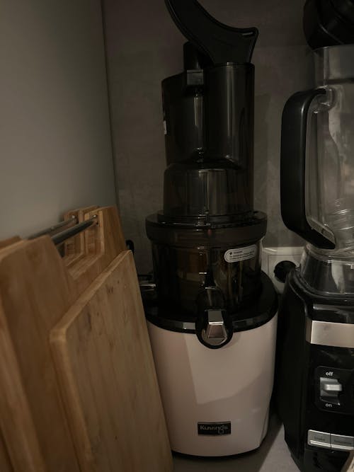 AUTO10S HANDS-FREE SLOW JUICER