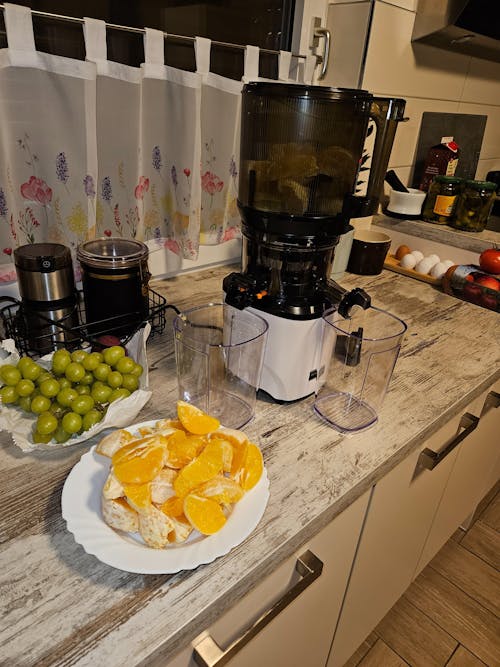 AUTO10S HANDS-FREE SLOW JUICER