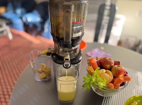 AUTO10S HANDS-FREE SLOW JUICER