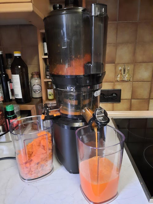 AUTO10S HANDS-FREE SLOW JUICER
