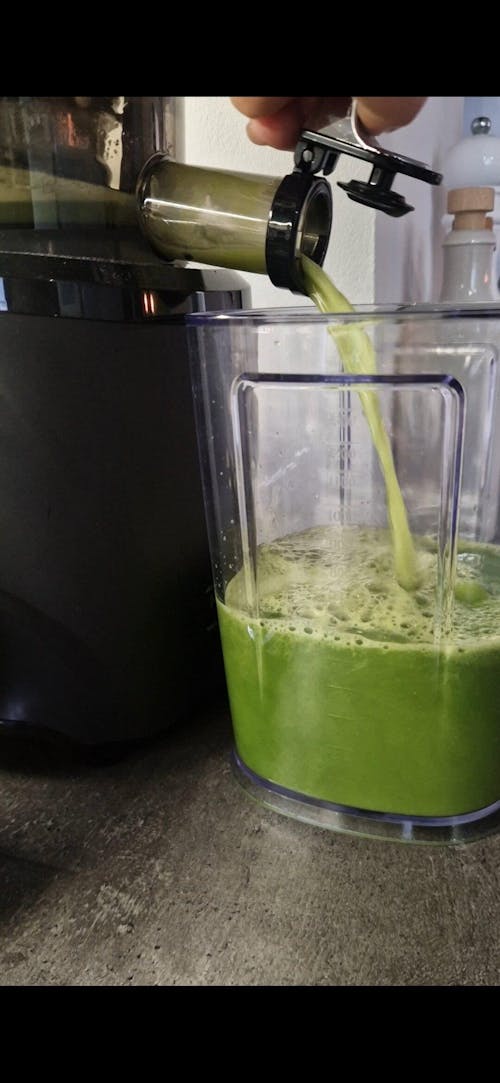 AUTO10S HANDS-FREE SLOW JUICER