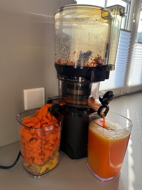 AUTO10S HANDS-FREE SLOW JUICER