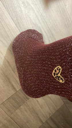 Chaussettes paillettes détail léopard