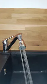 Tête de Robinet Orientable 360° Compacte (5 Modes) - AeraBoost Mini™