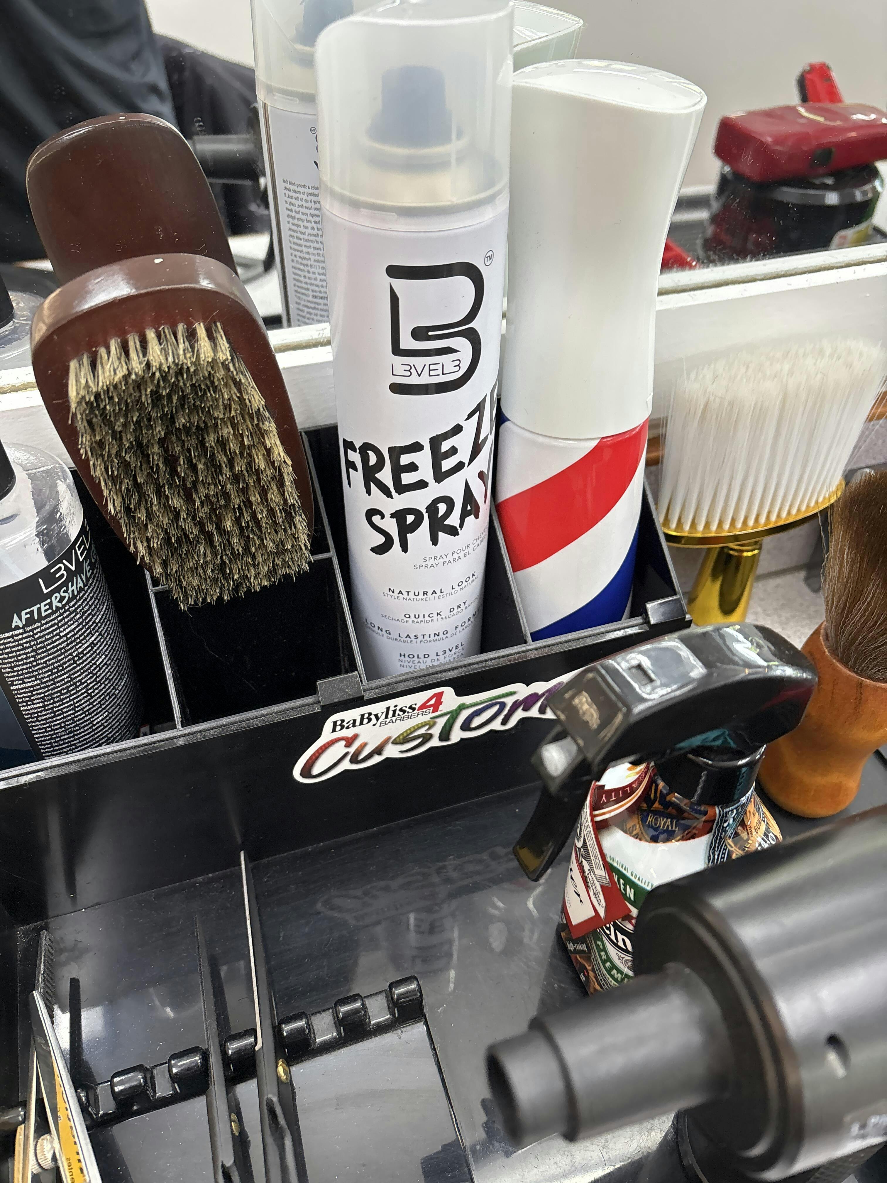 L3VEL3 Freeze Spray: Long-Lasting, Strong Hold for All Hair Types