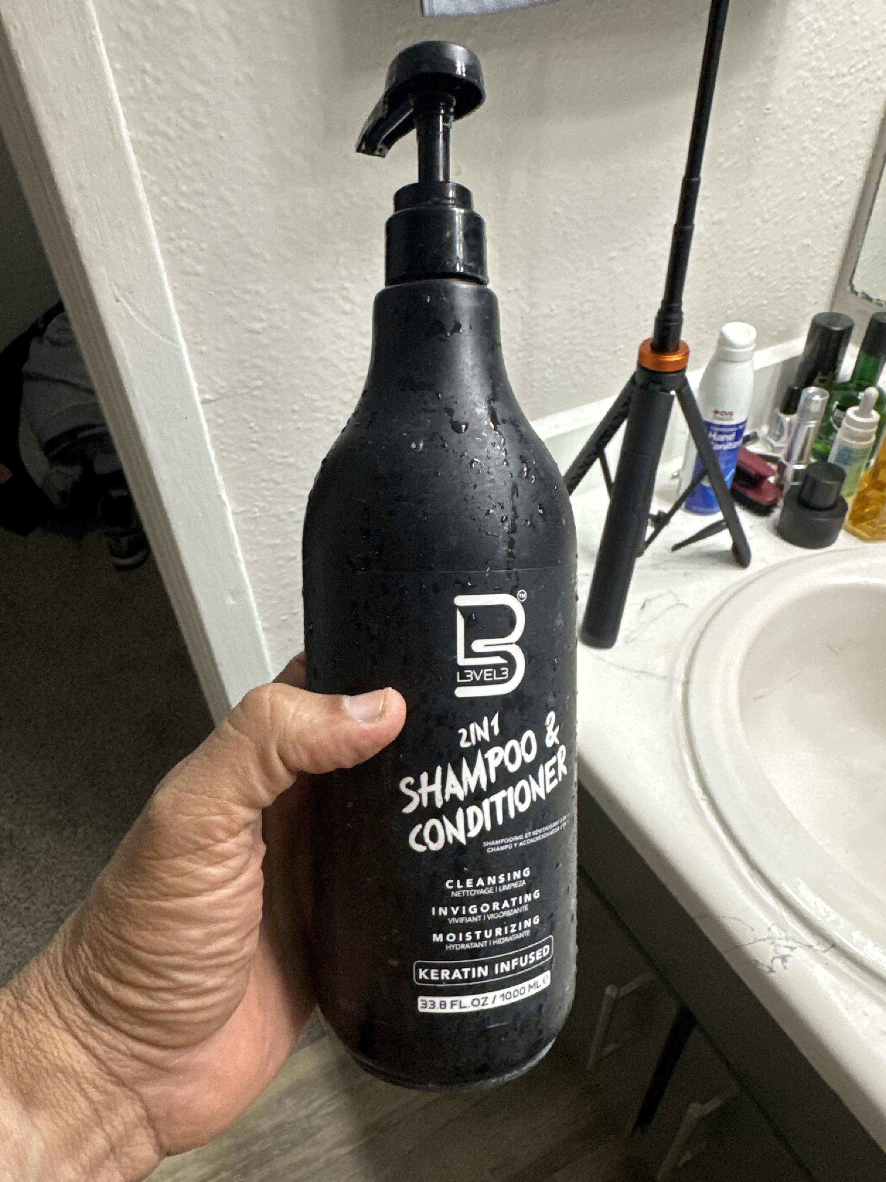 2 IN 1 Shampoo & Conditioner – L3VEL3