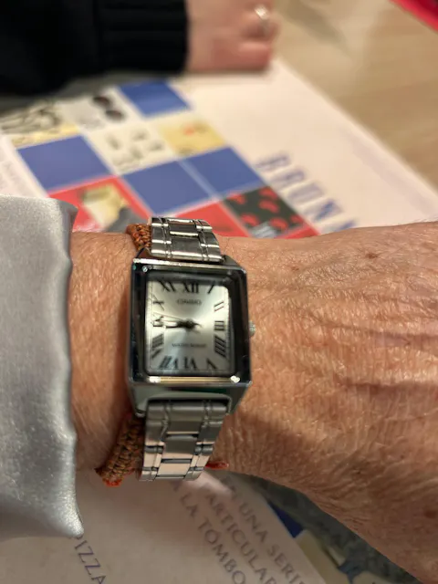 Reloj Casio Análogo Mujer LTP-V007D-7B