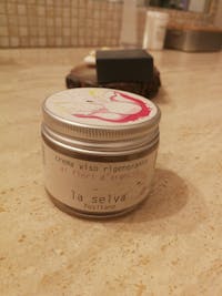 Crema viso rigenerante ai fiori d'arancio