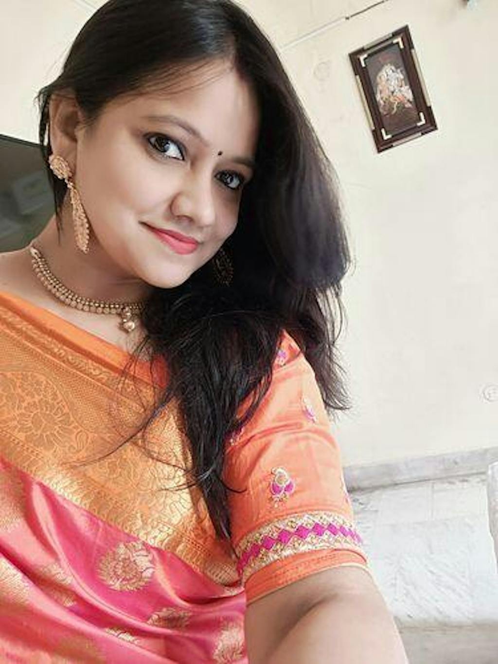 Peachish Pink Woven Handloom Silk Saree