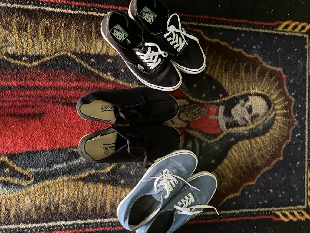 Black Flat Laces - Essentials Collection